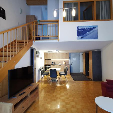 Apartment Bergfuehrer Warth  Buitenkant foto