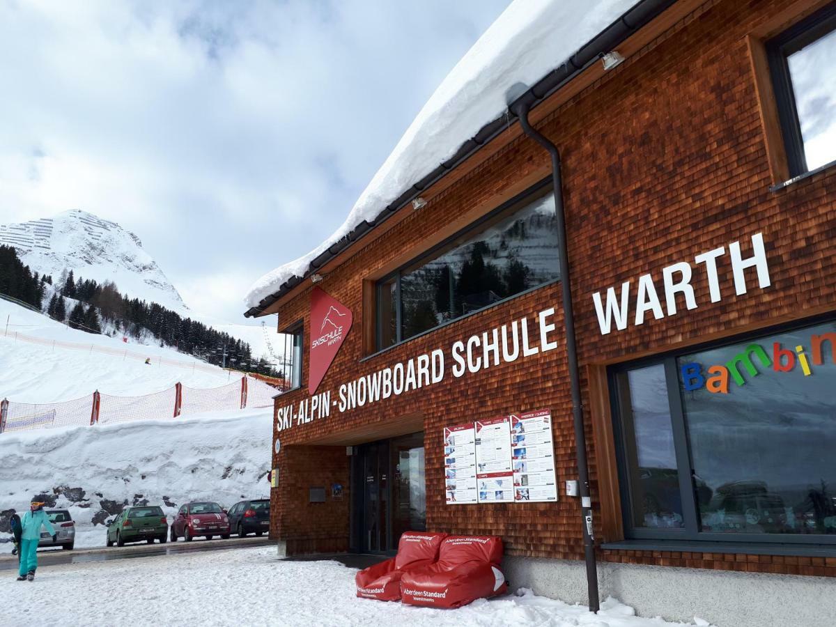 Apartment Bergfuehrer Warth  Buitenkant foto